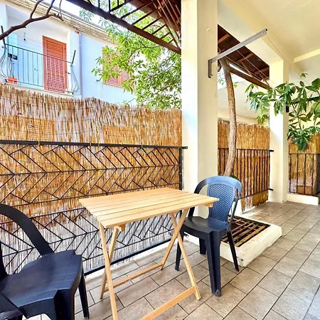 La Corte Della Pavoncella Apartment *
